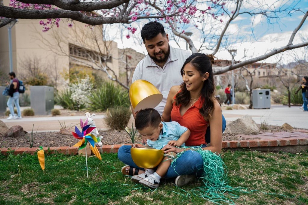 UTEP Professors research barriers to community engagement for