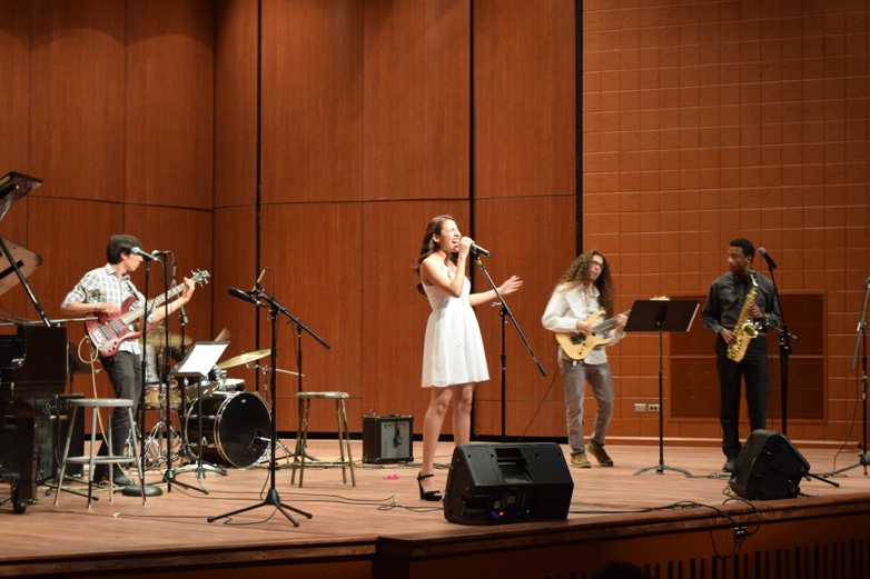 Commercial music ensemble