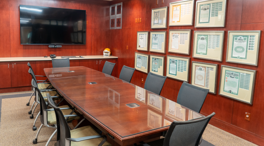 Business Room 100